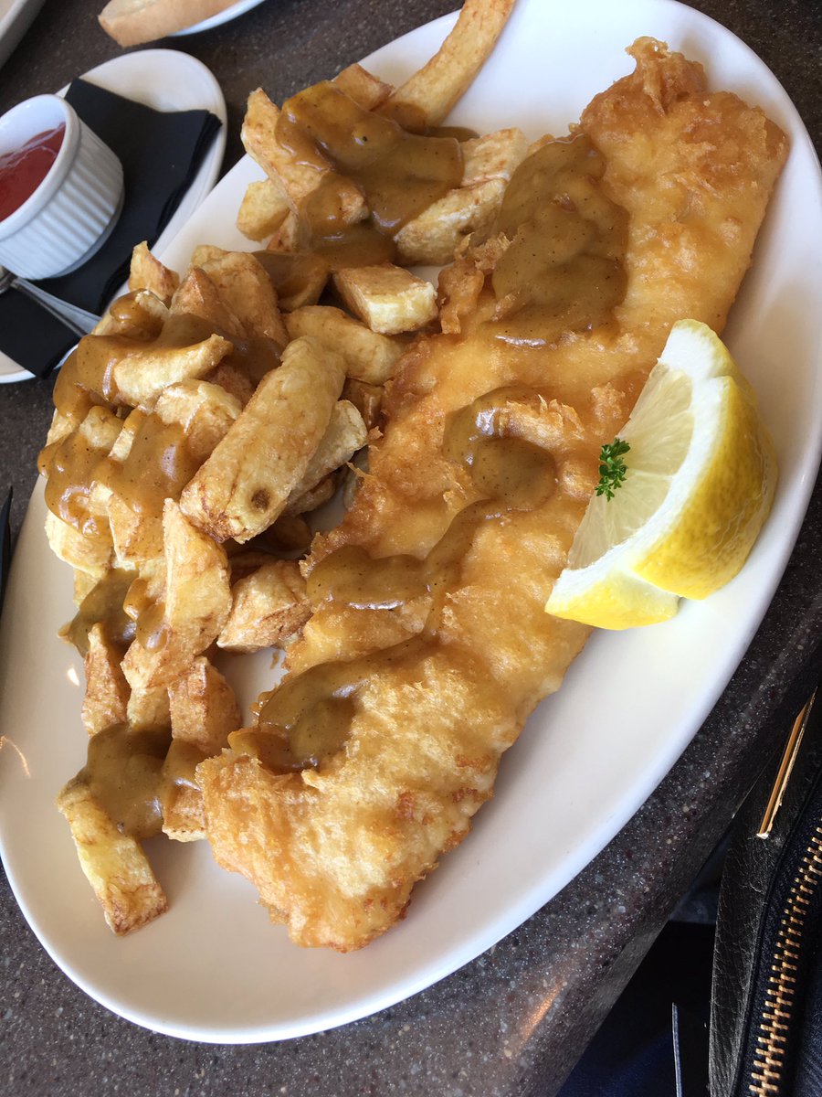 Cordyslife's tweet photo. #whitbys #fishandchips #tuesdaytreats Fish & chips for dinner, traditional english meal 💗 #lifestyle #lifestyleblogger #lifestyleblog #food #foodblog #fooddiary #healthyeating #doncaster #doncasterisgreat #comments #beaut 👌🏻 Please add your comments below 👇🏻 thankyou 😊👍🏻 https://t.co/7GndO4eVsm