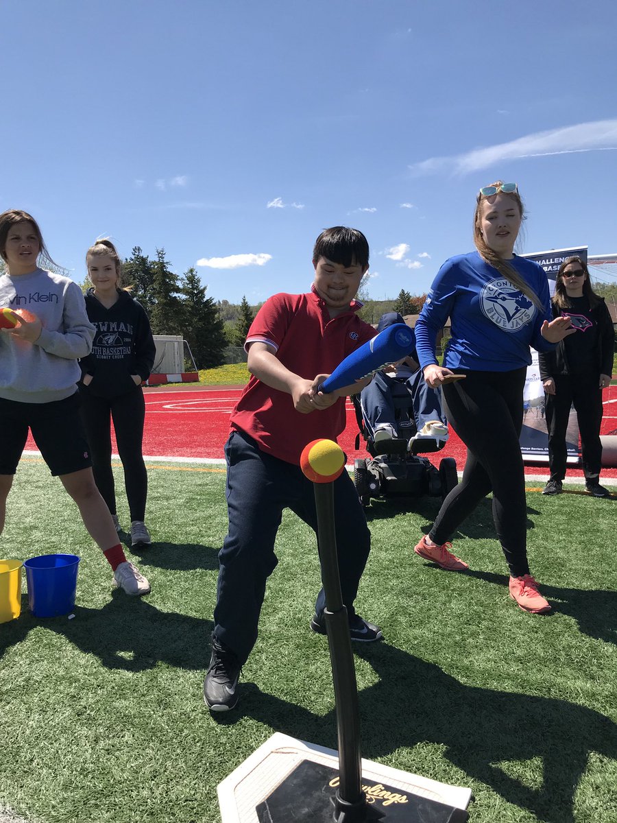cnewmannews's tweet photo. Great day with the Toronto Blue Jays and the Challenger Baseball Program!  Fun had by all. 😀⚾️🏆 https://t.co/YqsU7cwHic