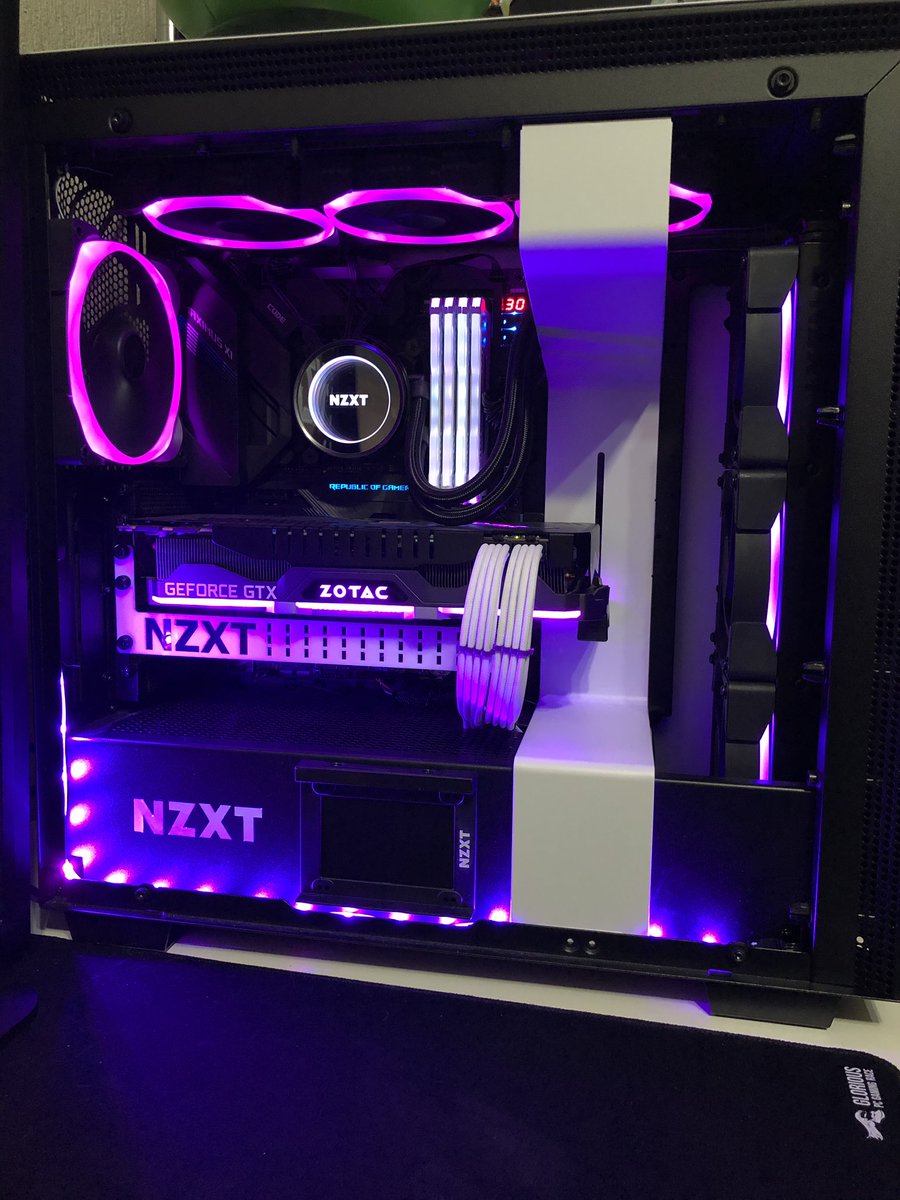toyo0823's tweet image. 写り込みが酷いのであえて外してみた。
#NZXT
#ZOTAC
#V1TECH
#NZXTライティングPCコンテスト