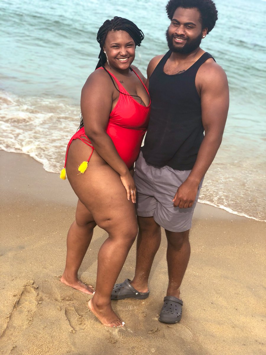 NettaDominique's tweet photo. 𝙽𝚘𝚠 &amp; 𝚃𝚑𝚎𝚗
That Godly Glow! 💪🏾💛😏 .
•
•
#beach #beachbum #beachmonday #writsvillebeach #blacklove #familytime #lovinglife #tan #transformation #youngcouples #grouppartnerstosoulmates https://t.co/eDmxe5Nk04