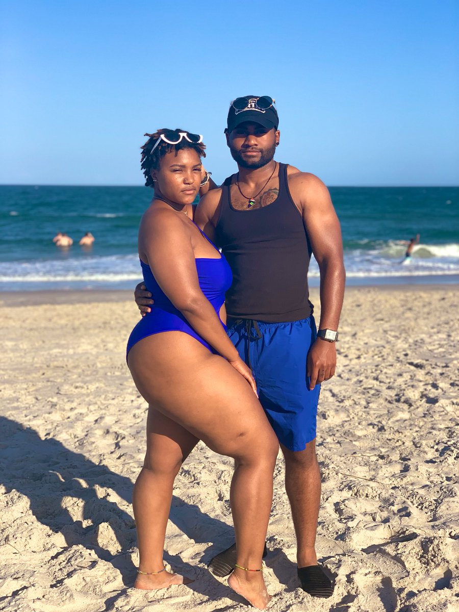 NettaDominique's tweet photo. 𝙽𝚘𝚠 &amp; 𝚃𝚑𝚎𝚗
That Godly Glow! 💪🏾💛😏 .
•
•
#beach #beachbum #beachmonday #writsvillebeach #blacklove #familytime #lovinglife #tan #transformation #youngcouples #grouppartnerstosoulmates https://t.co/eDmxe5Nk04