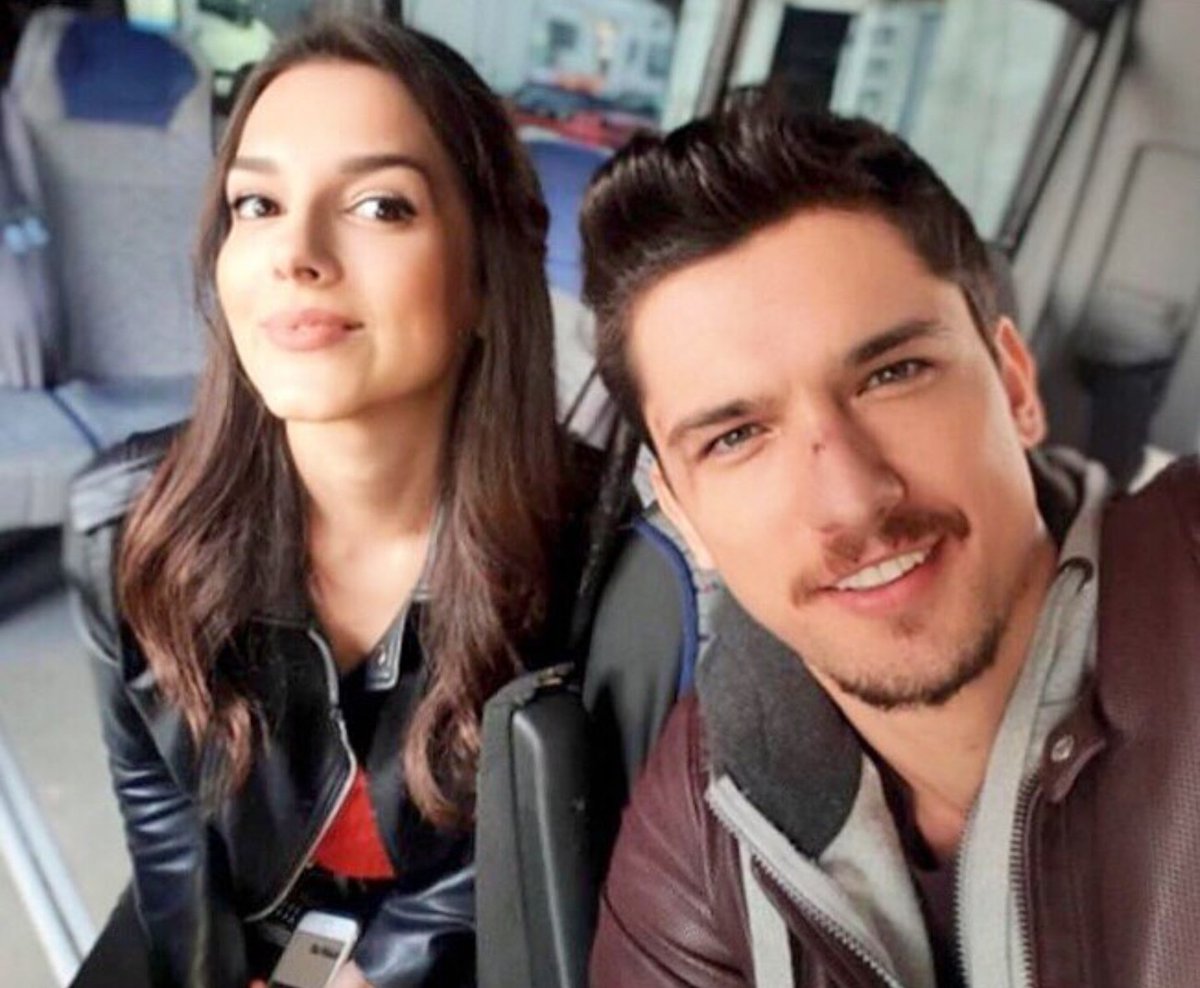hanvolfc's tweet photo. Partners☄😍 

#hanvol #arkasokaklar #basakatici #bogacaksoy https://t.co/XBuZuaqHv2
