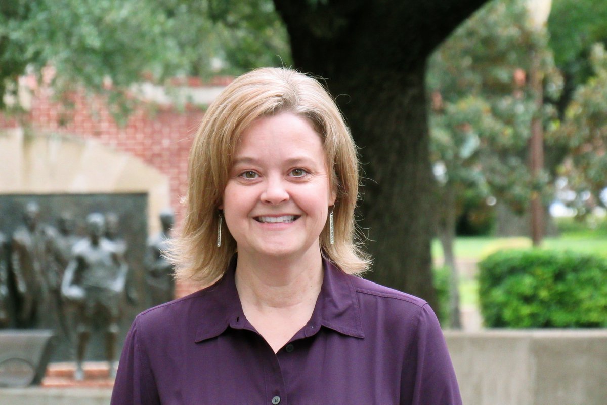 Congratulations to Dr. Laine Scales &amp; Dr. Sarah Gilbreath Ford — the 2019 recipients of #Baylor's Centennial Professor Awards!

The award provides each of them a grant for a project that will contribute to BU's academic growth: bit.ly/2JUEQ51