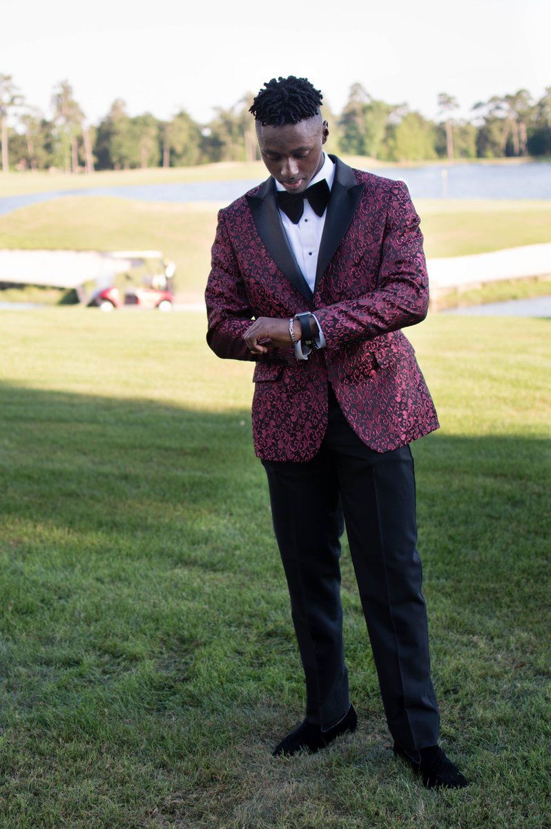dauntestuart's tweet photo. Son: โDad, why doesnโt the faucet work anymore?โ
Dad: โSon, itโs cause that young man took all the drip.โ
#prom2019
#faucetfailure https://t.co/Nae0rR87wp