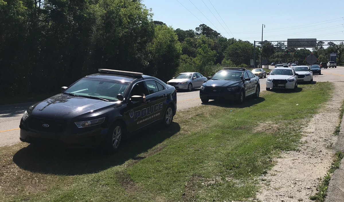 This morning... officers and deputies from several Lowcountry  agencies conducted enforcement on the Ravenel Bridge. Great interagency cooperation to make our roadways safer. <a href="/CharlestonPD/">Charleston P.D.</a> @MPPDPIO <a href="/ChasCoSheriff/">Charleston County Sheriff’s Office</a> #ArriveAlive #chsnews #chstrfc