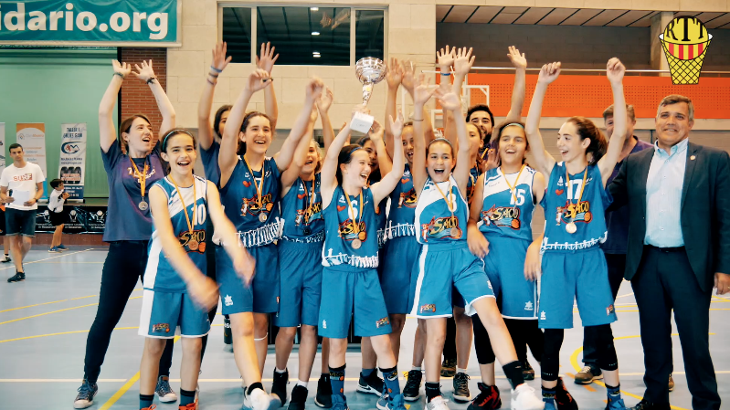 RTTarragona's tweet image. 📽️MiniMovie de la Gran Final en categoria Mini Femenina disputada al Pavelló del @BasquetManyanet entre el @sagratcor @TGNBasquet i el @CBT_Tarragona ‼️🏀
facebook.com/RTTarragonaFCB…
@FCBQ