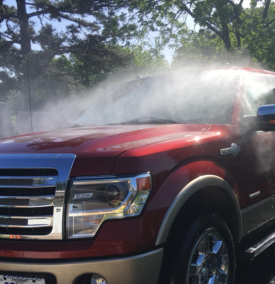 OnDetailing's tweet image. The King!!!! This was a good day!!! #TransformationTuesday #KingRanch #Ford #F150 #Werock #WASH #417Land #Detail #Branson #Springfield #Dirt #Country #workplace #progress #TuesdayThoughts #Follow