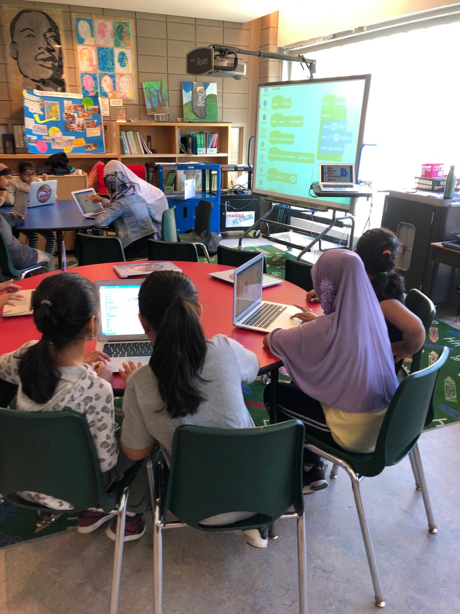 m_girardin's tweet photo. A rich day of pair programming with @learningcode! Thorncliffe Gr4&5s learning to code a game using Scratch! Thanks, #CodeMobile for 3 wonderful days! @tdsb @TDSB_TLT #dllyear1 https://t.co/PNC1NZvBMk