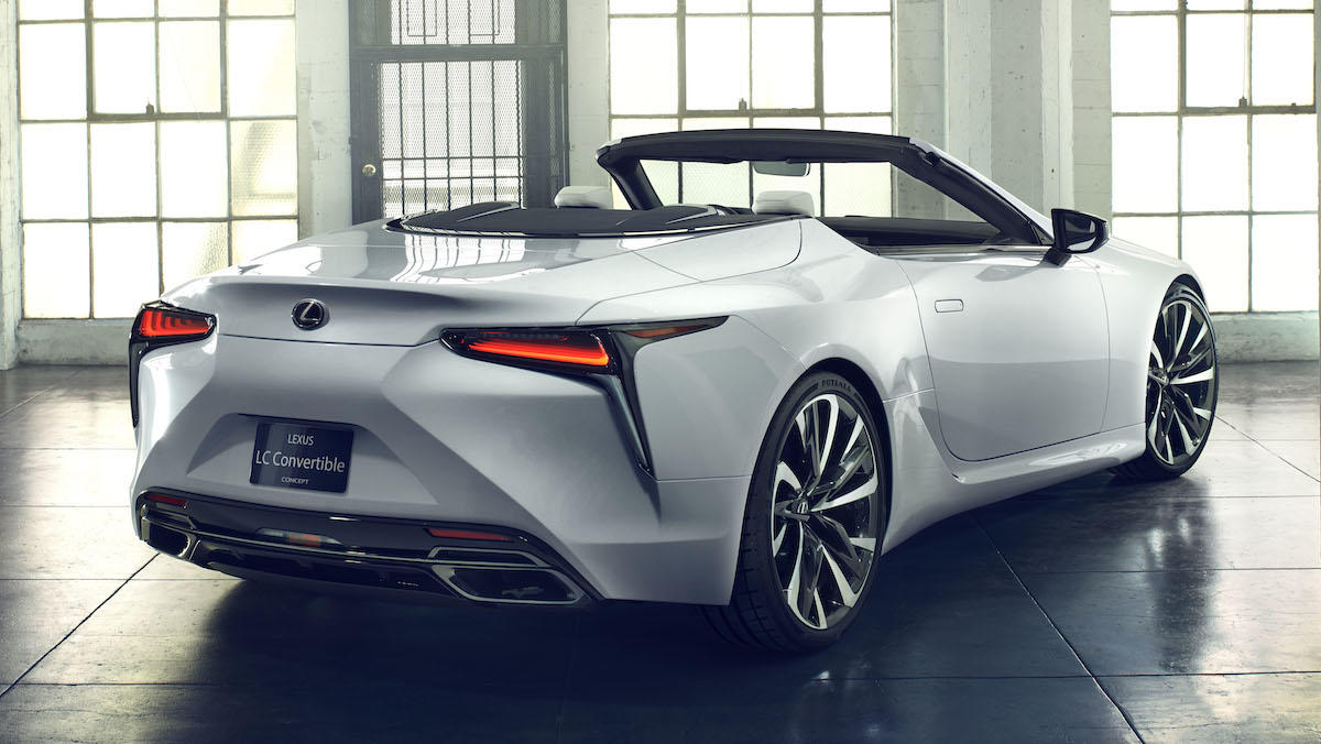LexusUK's tweet photo. A convertible for the future? #LexusConcept https://t.co/1RMIu45Emi