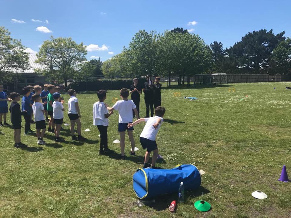 LeAF_Studio's tweet photo. Well done to the Sports Academy’s Year 10 students who helped run and organise a fantastic Sports Day in the sunshine at @ManorsidePoole. A great way to develop coaching skills for the future! #TeamLeAF #TeamAAT https://t.co/GKPNSkpZuA