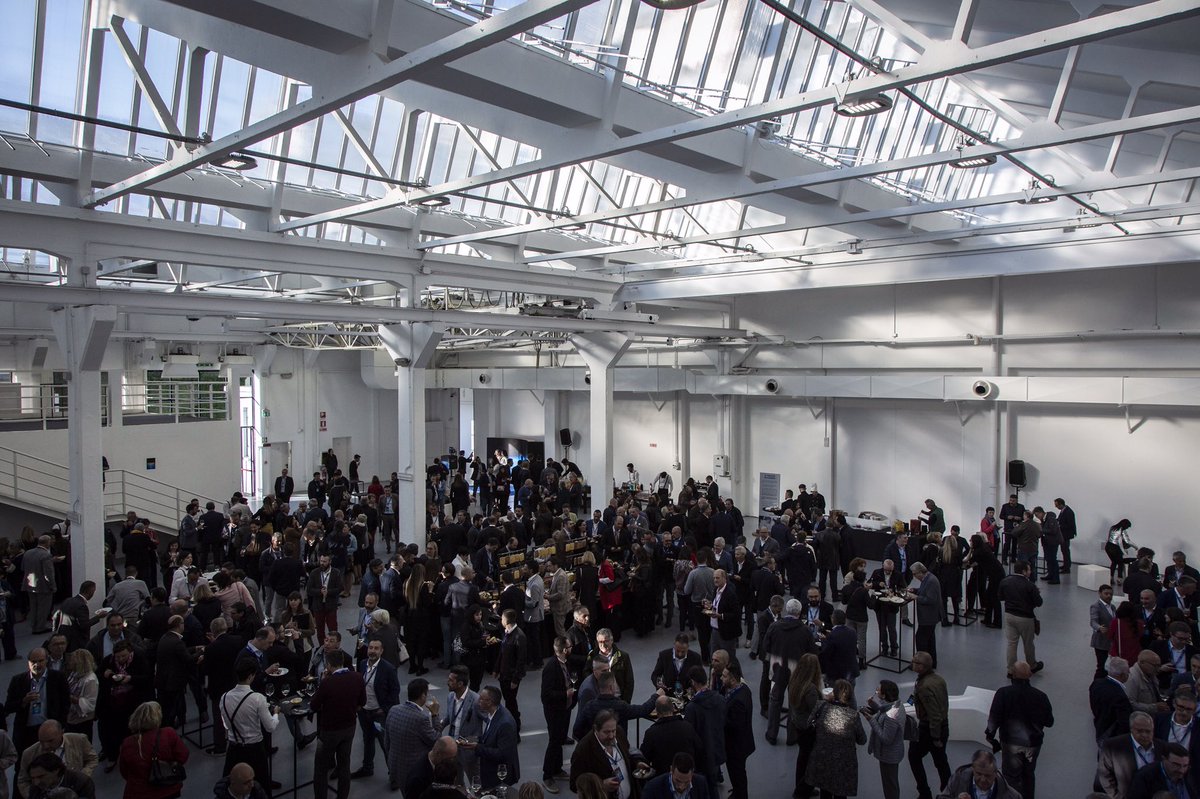 RossoEvolution's tweet image. Protagonisti del Futuro - Milano, 15 maggio 2019-330 dipendenti #Michelin.Una convention che ha creato entusiasmo e coinvolgimento degli ospiti grazie ad un format tecnologico ed innovativo!#rossoevolution #movedbypassion #passionforideas #evolutionevents2019 #convention #Milano