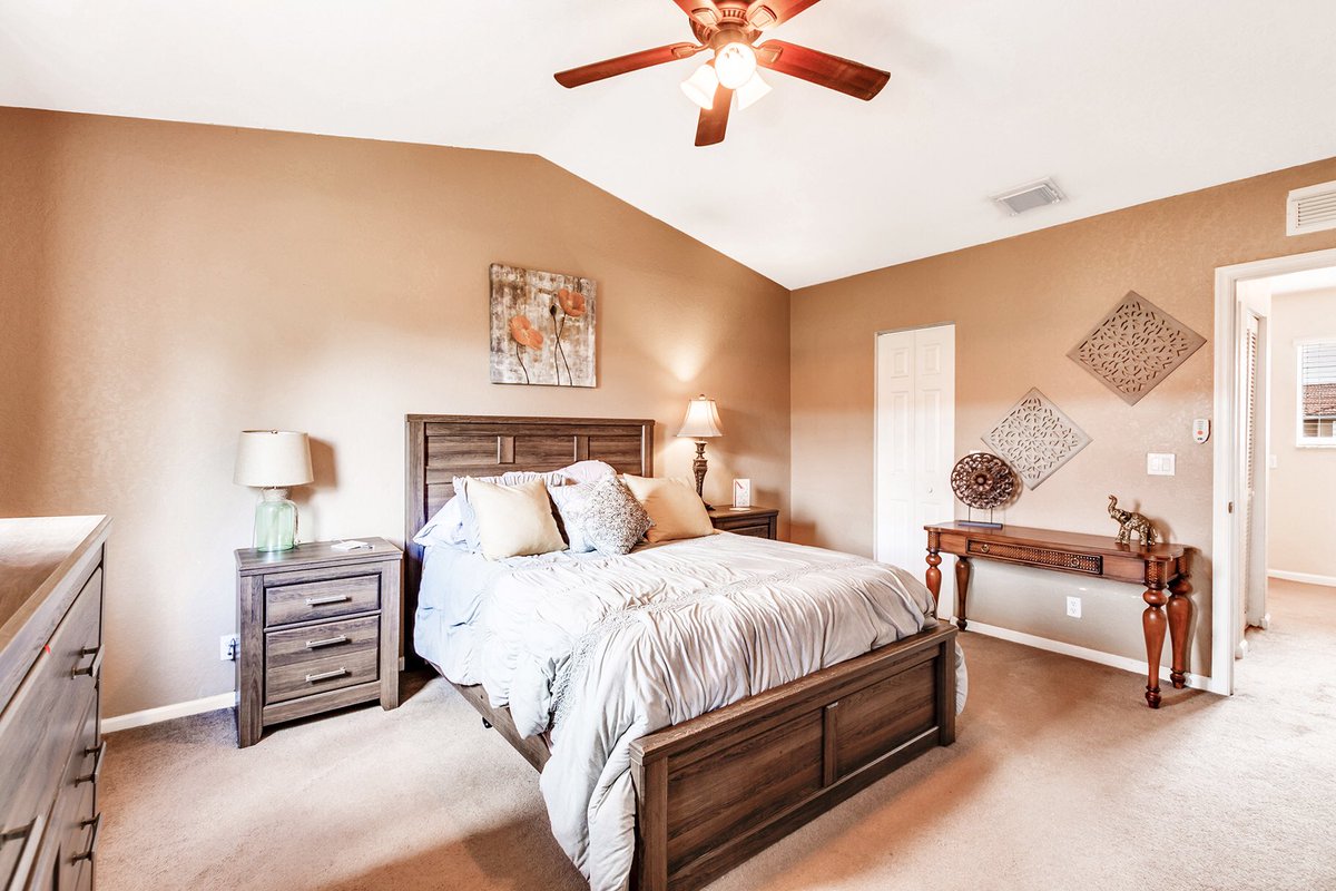 drocorrea's tweet photo. Beautiful townhome 🏡 in West Palm Beach!  On the market and very centrally located.  Close to everything!!  https://t.co/fYhjTJerS0 https://t.co/BTZwyobrcw