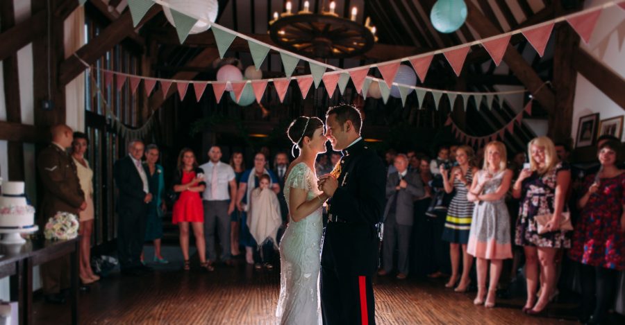 BlackstockCE's tweet photo. The first dance is always a special moment, especially in our romantically lit Tudor Barn.❤️

#blackstockcountryestate #weddingvenue #sussexweddingvenue  #barnwedding  #happycouple #weddingphotography #weddingphotos #weddingdance #firstdance #tudorbarn #bunting #trueromance https://t.co/VJ9hsRW9Db