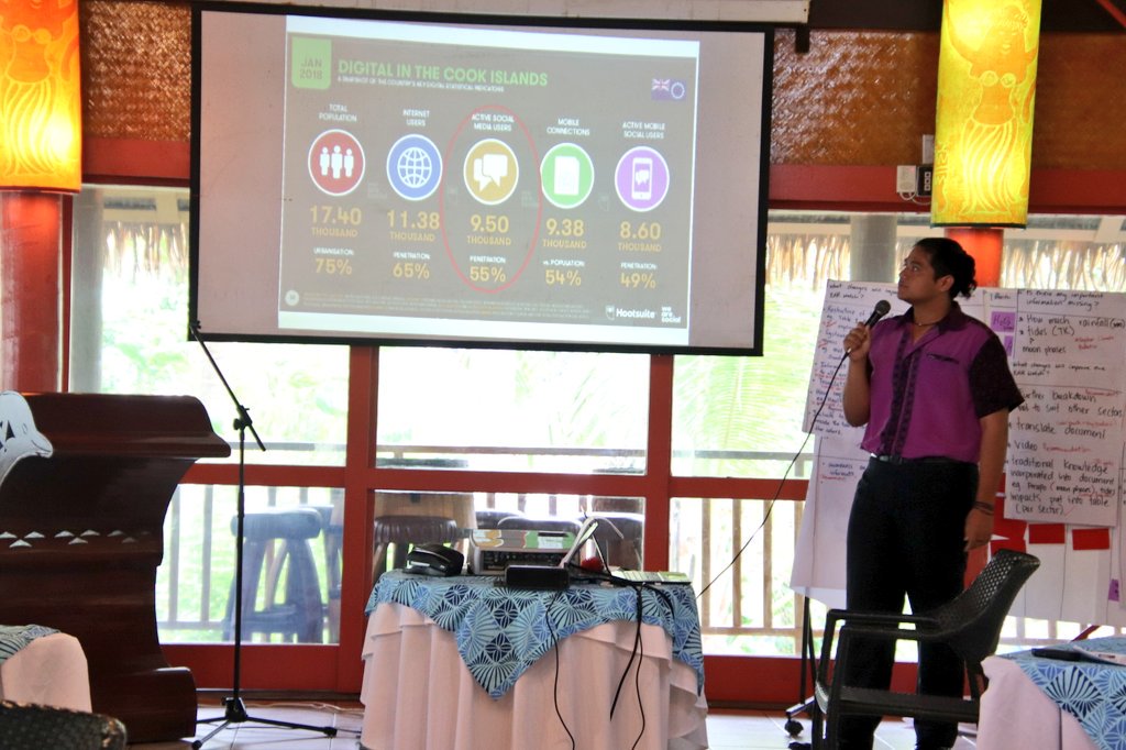 spc_live's tweet photo. "In Cook Islands, Facebook is mostly used" Bouchard Solomona from Cook Is Meteorological Office shares with stakeholders the importance of using social media correctly to communicate messages to a broader audience. #EARwatch #climate #COSPPac #socialmedia @SprepChannel @BOM_au https://t.co/thgjZZFl8q