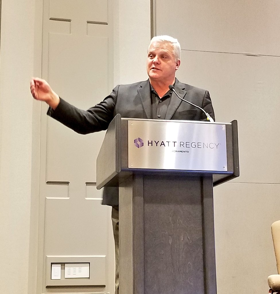 NWPPAssoc's tweet photo. Jeffrey Johnson of @western_fire &amp; Doug Toomey of @uoregon talk about #ShiftingLandscape, @FirstNetGov &amp; @AlertWildfire.

#wildfire #firefighters #firenado #geophysics #FirstResponders #VegetationManagement #2019NWPPAAnnual #ShiftHappens #PublicPower #MorePowerfulTogether https://t.co/XDdYmTrYCp