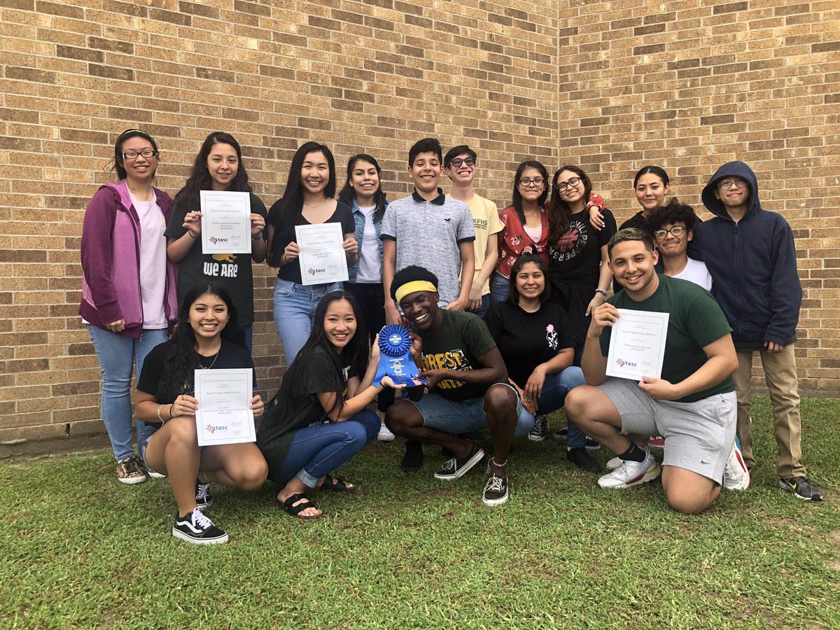 Wow!Congrats to these awesome students!Because of their dedication KFStudentCouncil was awarded the #TASC Sweepstakes awards for Oustanding Student Council.Fewer than 20% of schools in TX earn this award.Y’all make me proud to be the KF StuCo Sponsor-love Mrs.Georgia <a href="/KleinForest/">Klein Forest HS</a>