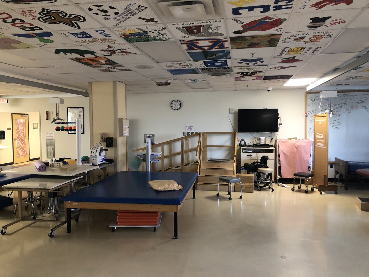 sanwit66's tweet photo. Vandaag was onze tweede dag met het jeugdteam van de Hoogstraat bij het Shepperd center in Atlanta. Veel geleerd over de organisatie van zorg en peer support daar! En veel fitness apparatuur. We hebben veel om over na te denken! https://t.co/COkC506aoi