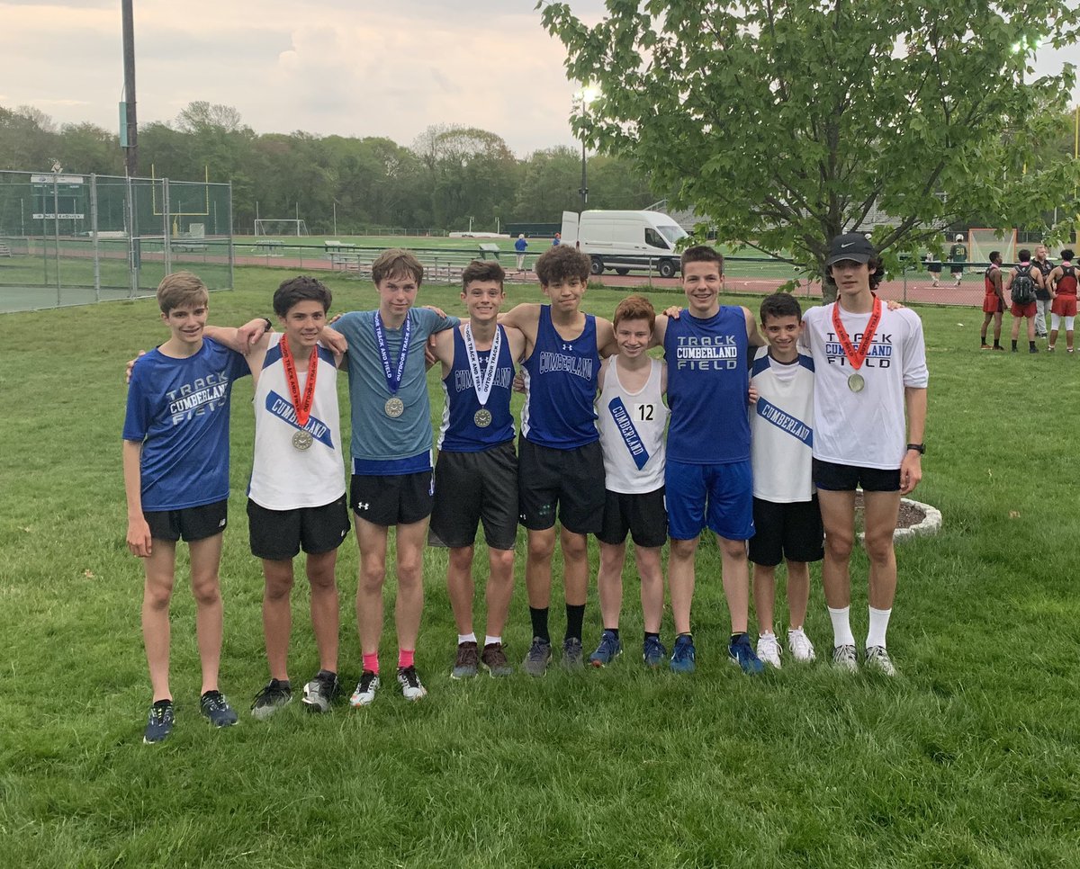 CumberlandXCTF's tweet image. Great job to the freshman Clipper boys who traveled to @BHHSXCTF for the freshman State Championships yesterday! Congratulations to Henry Dennen who won the 3k &amp;amp; Jeb Gilson who broke the @gobluechs freshman record in the 400m. #buildingateam @GoBlueClippers