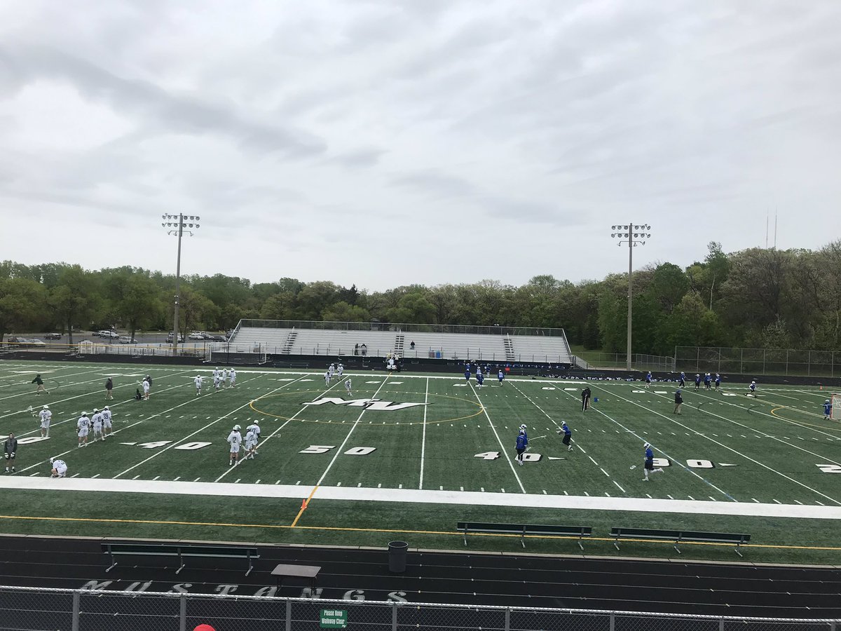 WITWILizM's tweet image. Braving the elements today for @WoodburyBoysLax 

Let’s go Royals! 🥍

#whslax #laxmom #mnspring