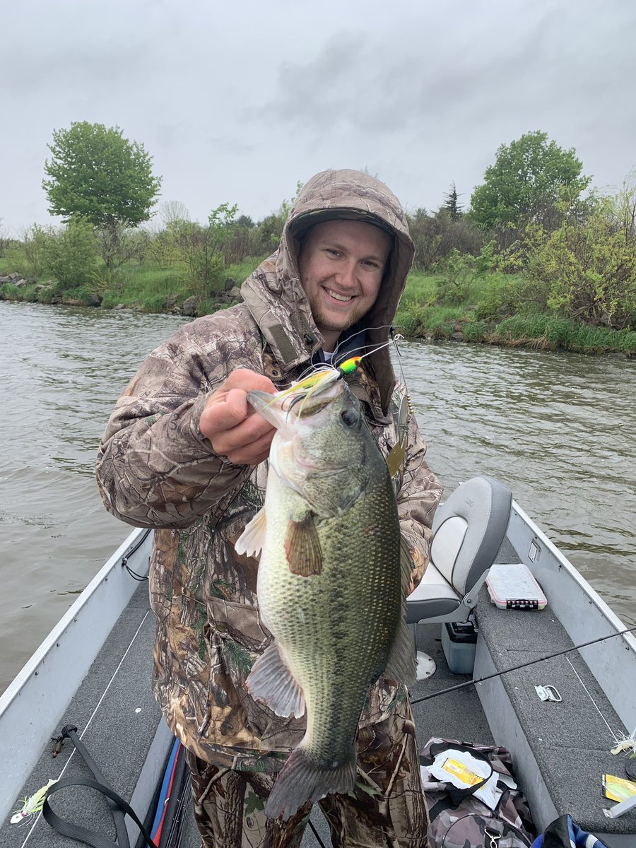 congoFishing's tweet photo. Fish couldn’t see me https://t.co/qMvDu4QxCH