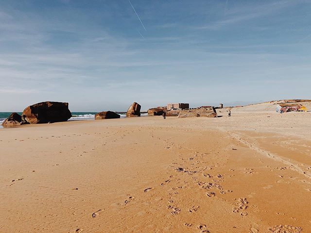 MeganWieber's tweet photo. Vivement l’été. ☀️🎉 https://t.co/8kUI6ZvpbK