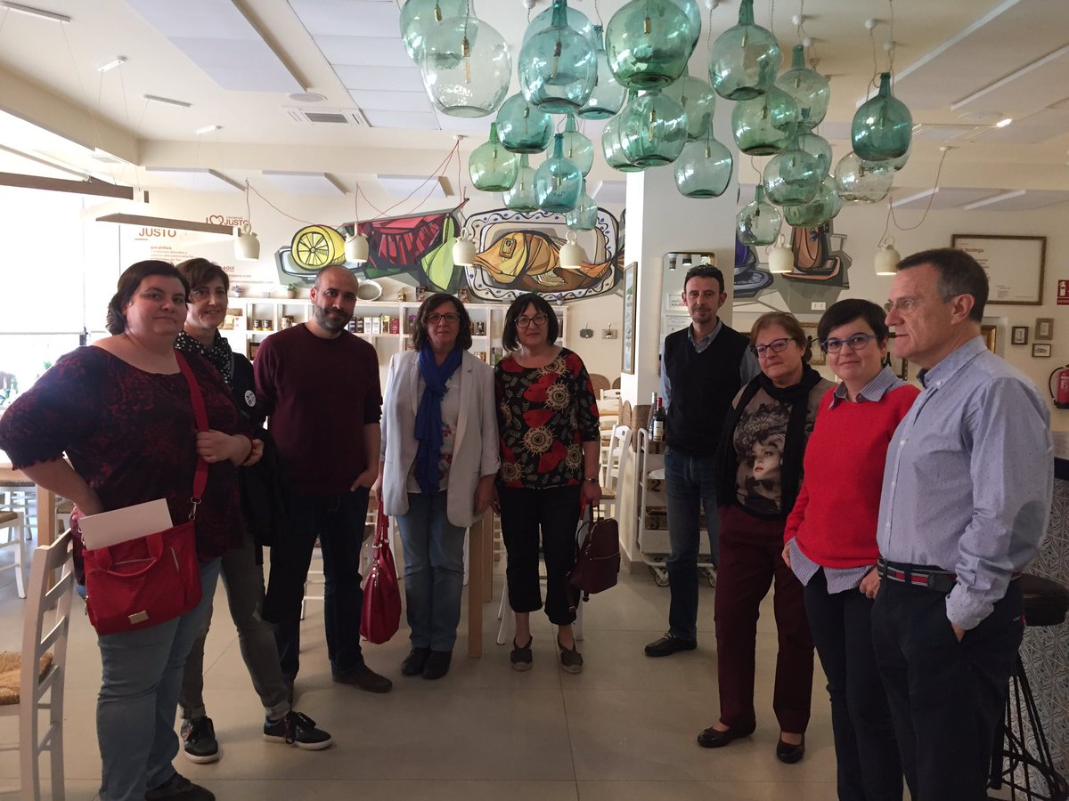 👩🏻‍🍳👨🏽‍🍳 Hoy la candidatura de Unidas Podemos hemos comido en el restaurante El Sembrador donde <a href="/CaritasAlbacete/">Cáritas Albacete</a> tiene la escuela de hostelería, una magnífica herramienta para la inserción sociolaboral. 💜❤️💚 <a href="/IUAlbacete/">Izquierda Unida Albacete🔻</a> @EquoAlbacete <a href="/podemosalbacete/">Podemos Albacete</a> <a href="/AlbaceteMac/">MAC Albacete</a>