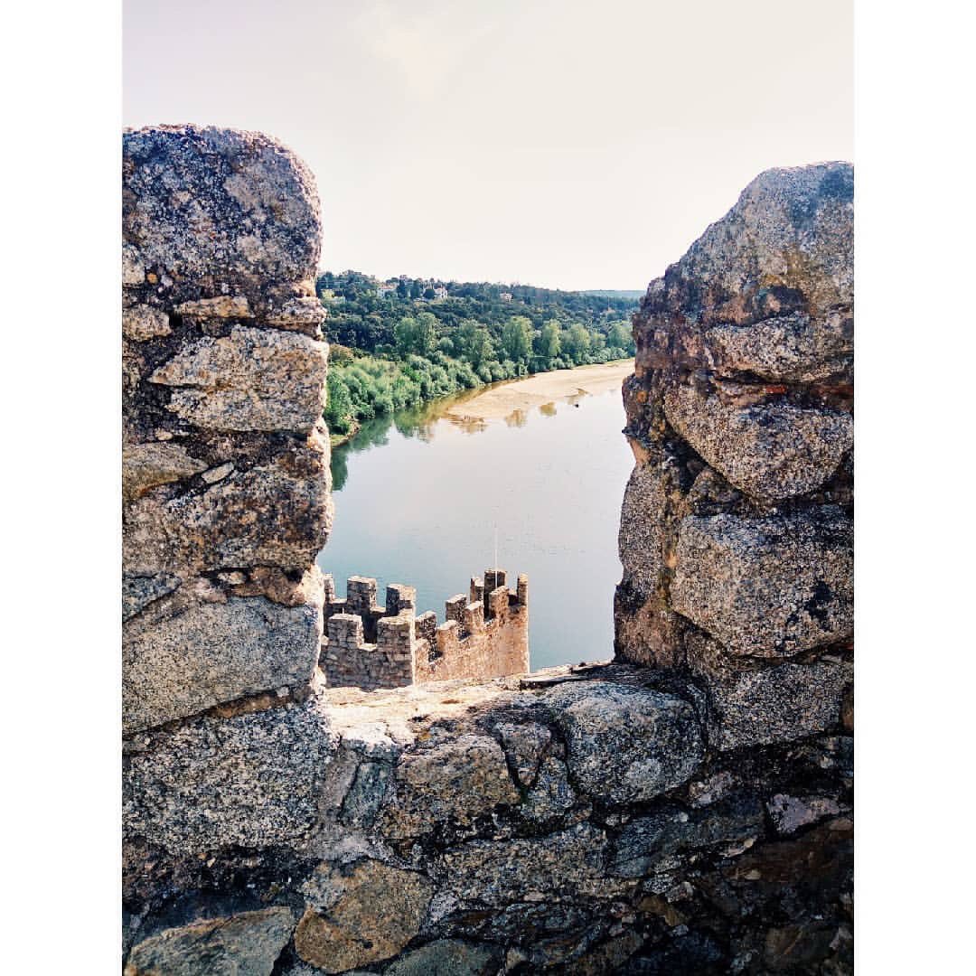 uknowusee's tweet image. New pico on instagram instagram.com/p/Bxu92lJFp7m/… 
.
.
.
.
.
.
.
.
.
#shooters_view #shooters_pt #visual_square #castle #discover #adventure #photooftheday #picoftheday #turismodeportugal #visitportugal #almourol #mediotejo #rivertejo 
#water