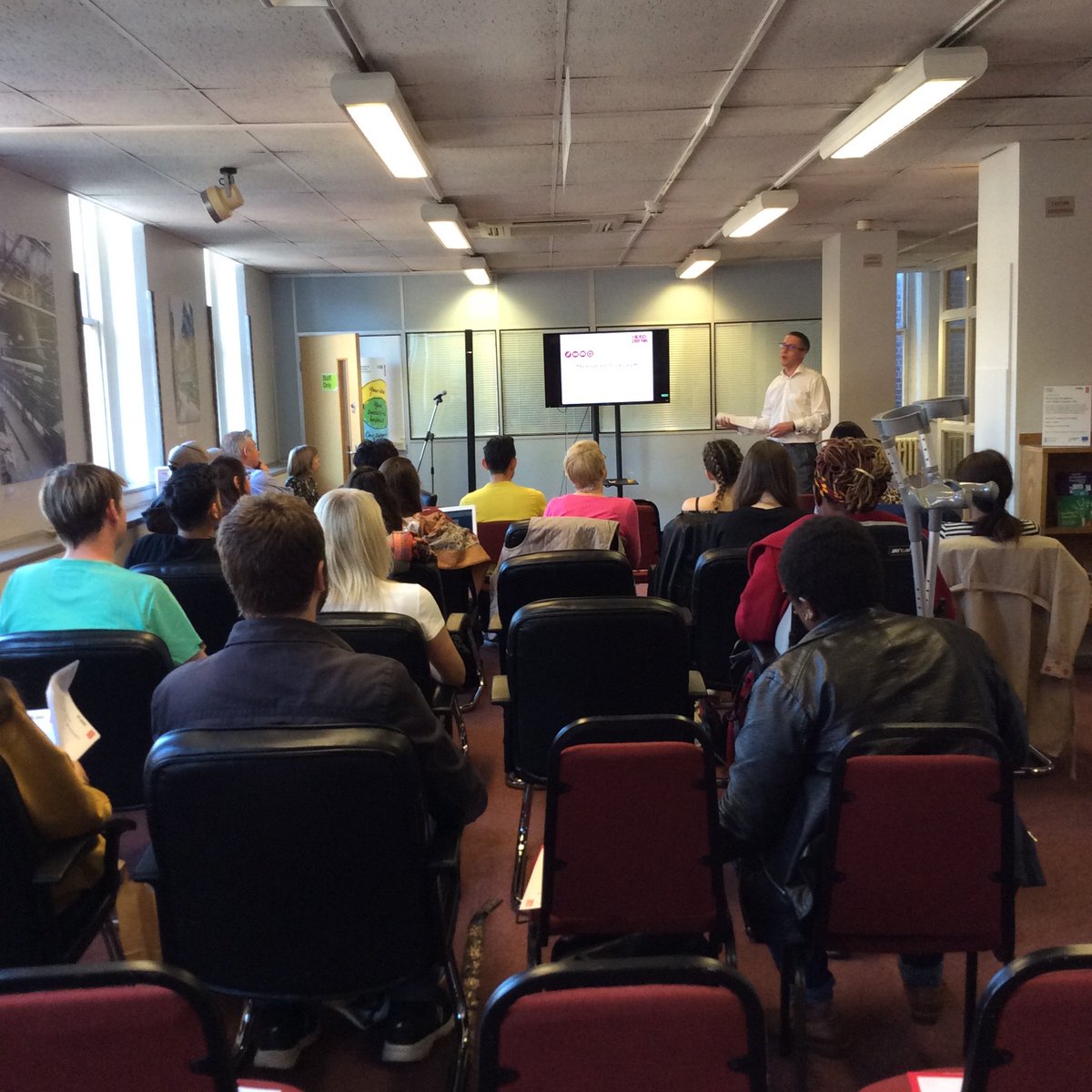 BIPCNotts's tweet image. We started our evening with a presentation by Andrew from @FoodDrinkForum telling us about their funded support. #BLRecipes