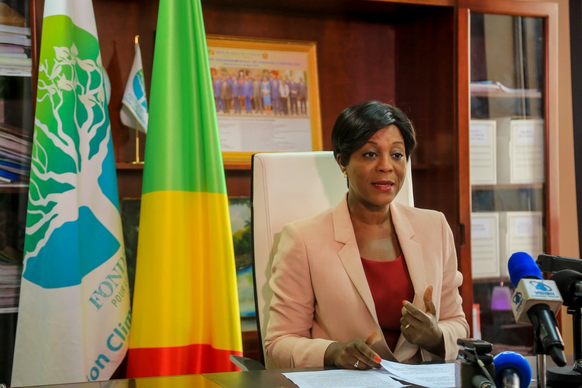 EnvDDBC_GouvCg's tweet photo. Célébration de la journée internationale de la diversité biologique : Allocation de Mme @ASoudanNonault, ministre du tourisme et de l’environnement.
Retrouvez la vidéo 📽️ t la version écrite ici 👉👉  https://t.co/UfOuY5EBnM 
#BiodiversityDay   #JournéeBiodiversité https://t.co/mE3JK2TbeV