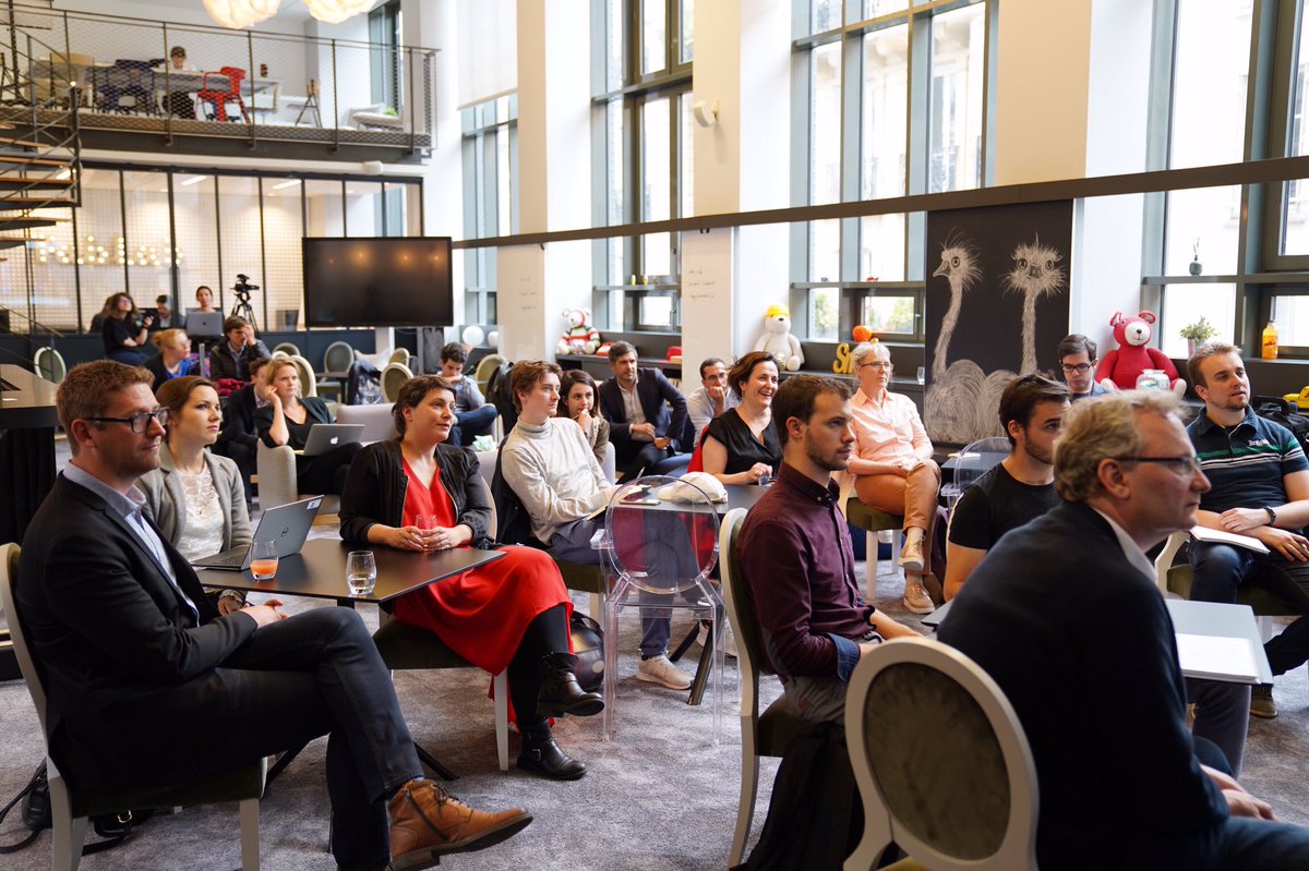 onepoint's tweet photo. Nous parlons ce soir de #designfiction au #Livepoint du siège parisien de #onepoint lors de notre Meet up « Comment la fiction aide à penser les futurs du #travail » : une plongée dans les manières de se projeter dans des futurs possibles pour créer du débat aujourd’hui https://t.co/zjmV02Kj2h