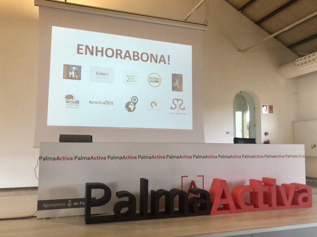 isbasgr's tweet photo. Hemos asistido a la entrega de los #PremisPA de @PalmaActiva . Son ya muchos años haciendo un gran trabajo ! Enhorabona i per molts d’anys ! https://t.co/D29oxij7l6