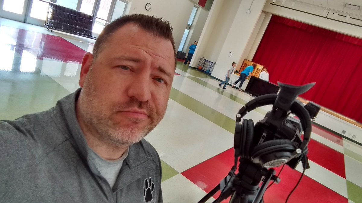 Mr6118's tweet photo. Filming the Cherry Valley Talent Show for @TheWildcatNet this afternoon #springprogramseason #mycurrentsituation https://t.co/W9GN8rwHQX