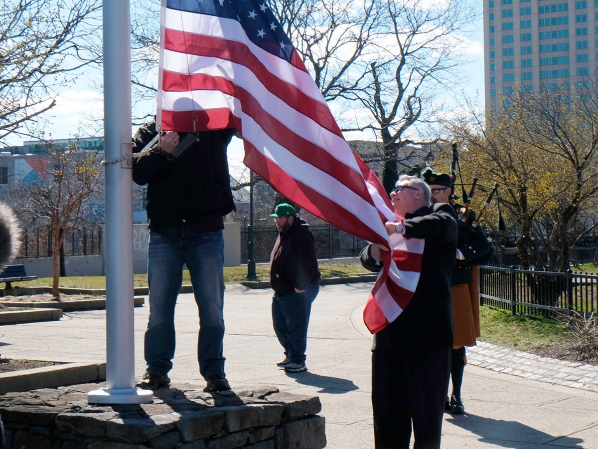 IrishMemorialPH's tweet photo. Sunday, June 2nd: Come &amp; Join us at The Irish Memorial at Front &amp; Chestnut St. on Sunday June 2nd, 11 am for outdoor mass followed by our IM Flag Raising Ceremony! Then continue on to The Irish Festival at Penn's Landing! To learn more: https://t.co/kzj2TEr1pY https://t.co/ZJVTLoV4YW