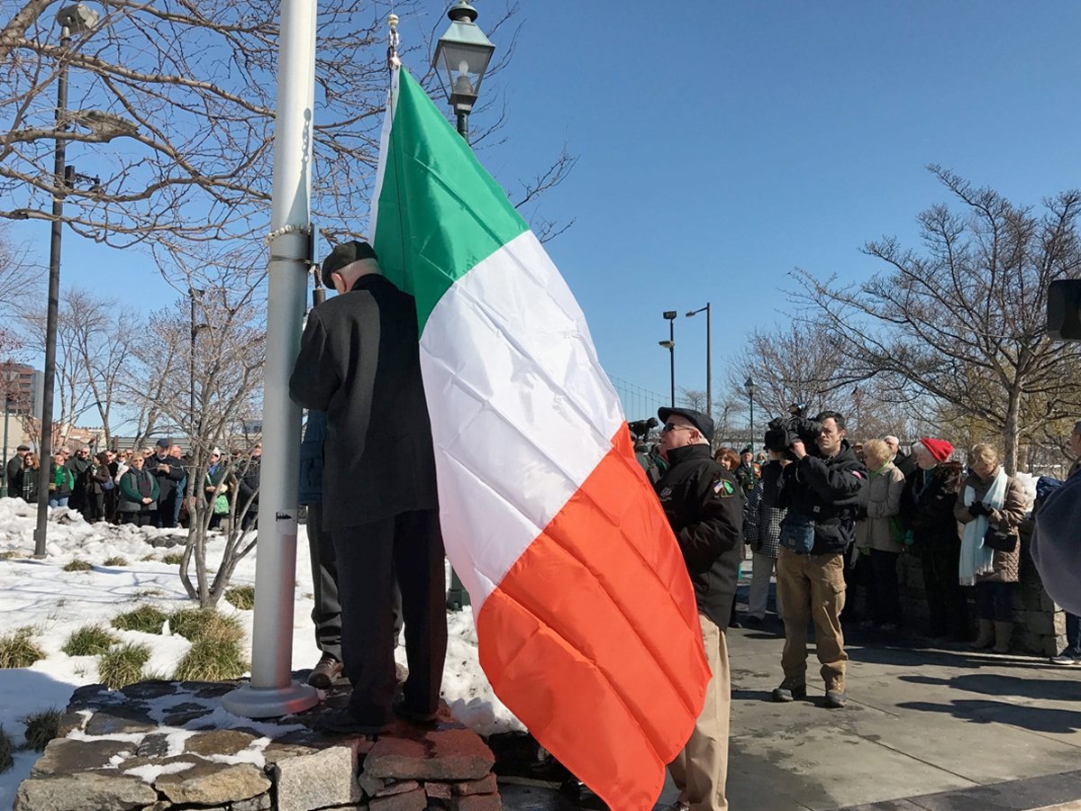 IrishMemorialPH's tweet photo. Sunday, June 2nd: Come &amp; Join us at The Irish Memorial at Front &amp; Chestnut St. on Sunday June 2nd, 11 am for outdoor mass followed by our IM Flag Raising Ceremony! Then continue on to The Irish Festival at Penn's Landing! To learn more: https://t.co/kzj2TEr1pY https://t.co/ZJVTLoV4YW