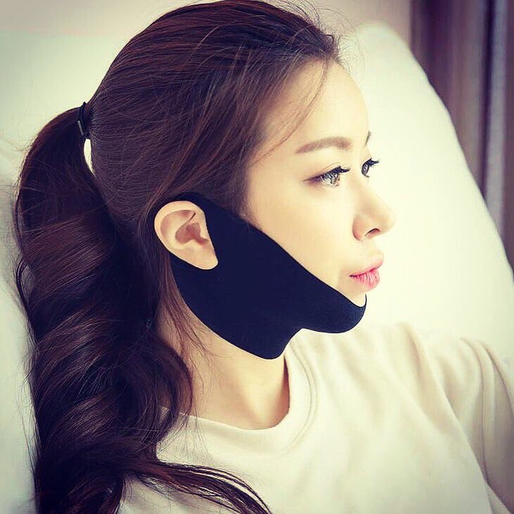 avajar_uae's tweet photo. Time to say Good Night🌙

Don't forget to take care of your jawline～

Efforts would be paid off❤️
✨ -change yourself- ✨ -avajar-

#avajaruae #dubaibeauty #avajarperfectvliftingpremiummask #uaebeauty #dailyskincare #dubaiskincare#skincareuae #skinhealth https://t.co/ywnGfzgzaq
