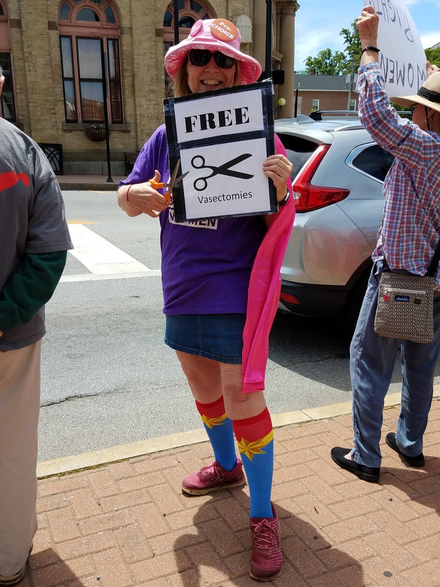 WomensMarchWV's tweet photo. #StopTheBans #StopAbortionBans #DefendRoe #ReproductiveRights #AbortionRights #ReproductiveJustice  #OneInFour #AbortionIsHealthcare @womensmarch #WMWV https://t.co/1sIISJhlWB