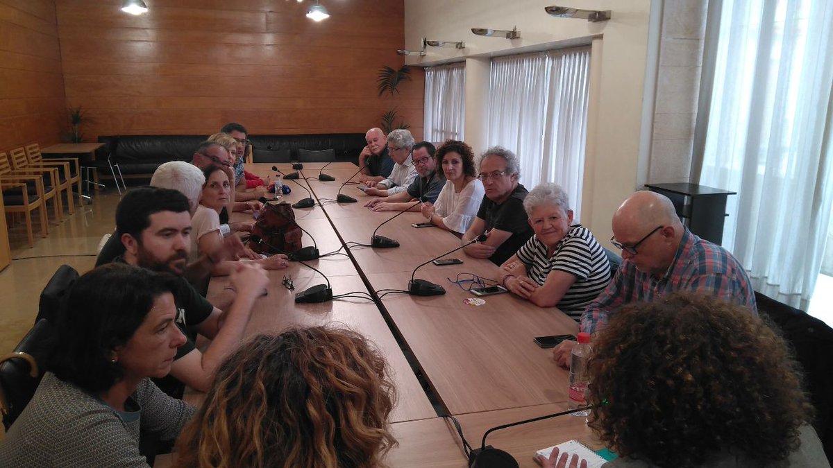 Reunión con nuestros y nuestras vocales del Grupo Municipal Ahora Murcia para el cierre de mandato de la actual Corporación Municipal. Un orgullo por el trabajo realizado estos cuatro años y el legado de la labor realizada por la familia ahorita en barrios y pedanías.