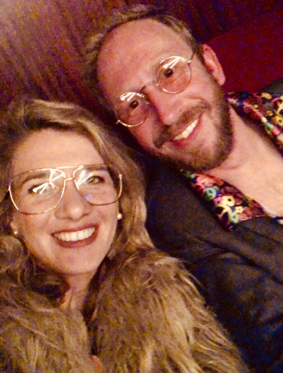 eveliensteensma's tweet photo. Met “John Lennon” op stap: It aint much if it aint Dutch (FilmWorks) #rocketmannl #elton 🥳 #universal https://t.co/yOJCsvQjrO