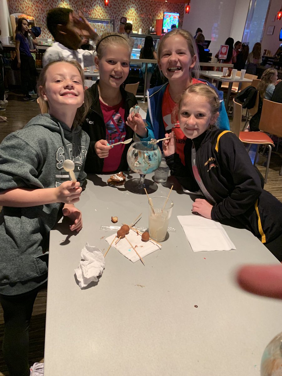 Stacyskinrood's tweet photo. Bell Prairie Reading Roundup Celebration another success!  So much fun to be had!  @bp_mustangs @pdwpdw1997 https://t.co/qNHTGoyOGr