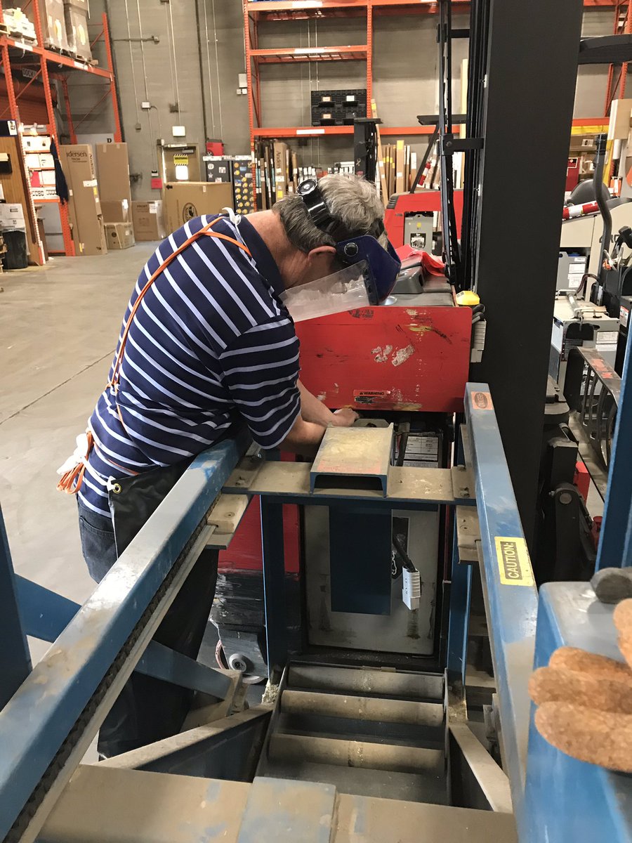 Our receiving ds rich checking water levels!  Thanks for doing it safely! @m_depiero <a href="/VicRangel2/">Vic Rangel</a> <a href="/DougBishop44/">Doug Bishop</a> <a href="/mag2ny/">Margaret Grillini</a>