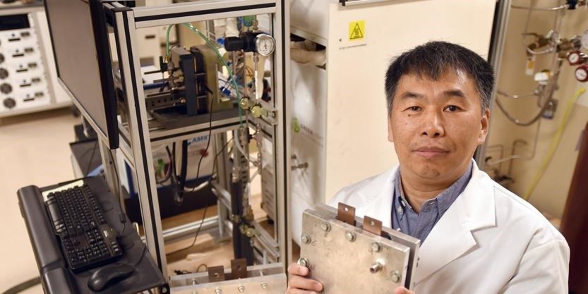 University of Waterloo researchers develop better hydrogen fuel cell for cars buff.ly/2VHbSrs