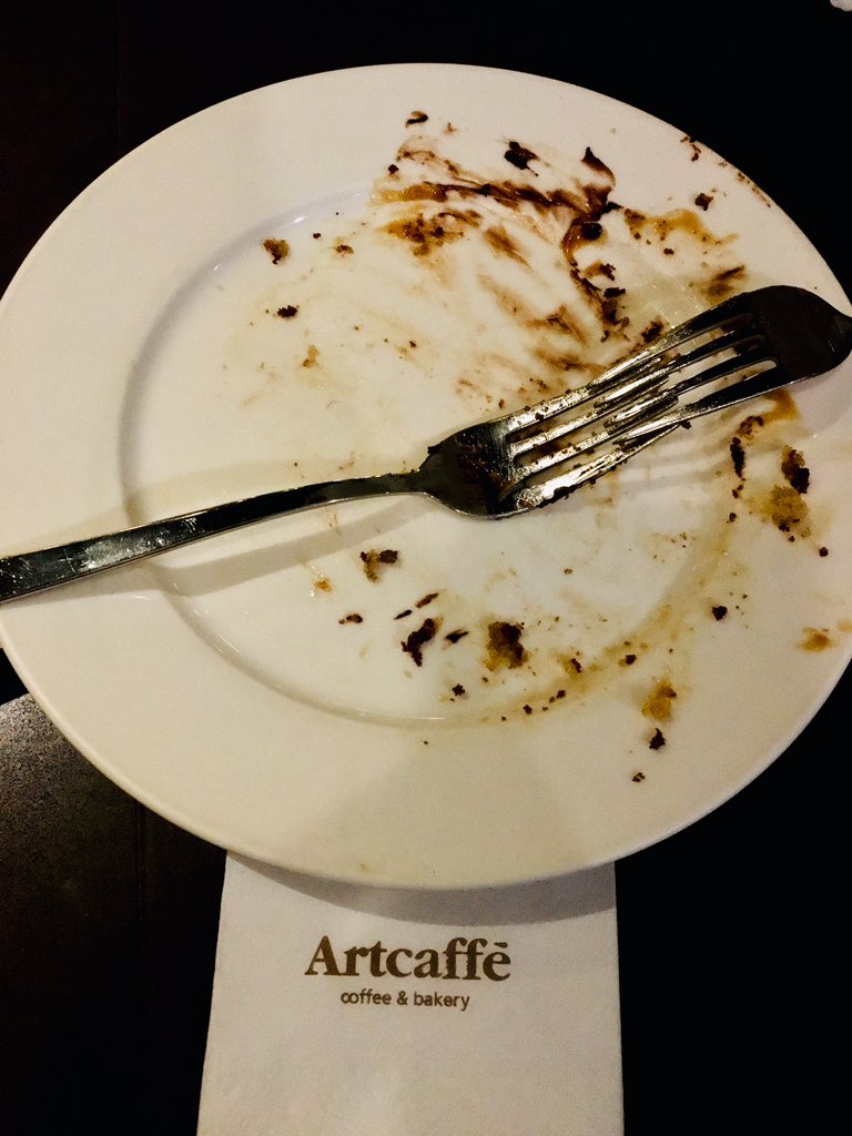 NgeleAli's tweet photo. We often take for granted the joy of communing with our loved ones and being present unconditionally. This evening I’m truly grateful for those who open themselves to be authentically present in my life. My heart is full because you are. #iftar  @ArtcaffeKenya #Lukundo❤️ #Sere🙏🏾 https://t.co/hRZqiCKVhr