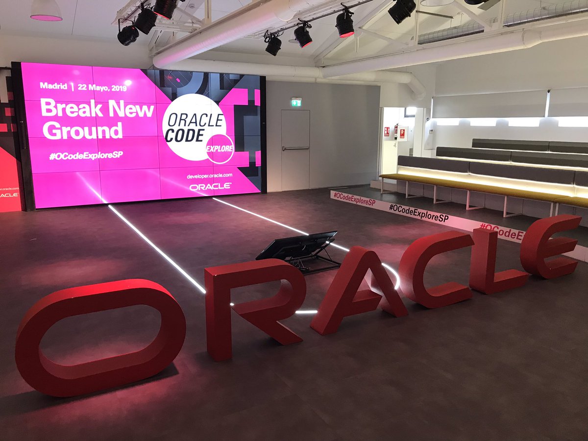 Carmenpizarro's tweet image. Listos para #OCodeExploreSP! Si eres #desarrollador aún estás a tiempo de unirte a nosotros mañana en #THECUBEMadrid!