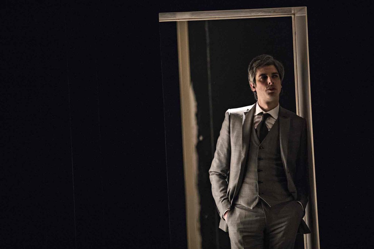 theatredunord's tweet photo. [CRÉATION]

Toute l'équipe de #departvolonaire vous attend au Théâtre du Nord pour cette 2ème semaine de représentations ! 

🗓 Jusqu'au dimanche 26 mai
https://t.co/17DvT5fXnp 

#christopherauck #remidevos #creation https://t.co/rLQLgEro7i