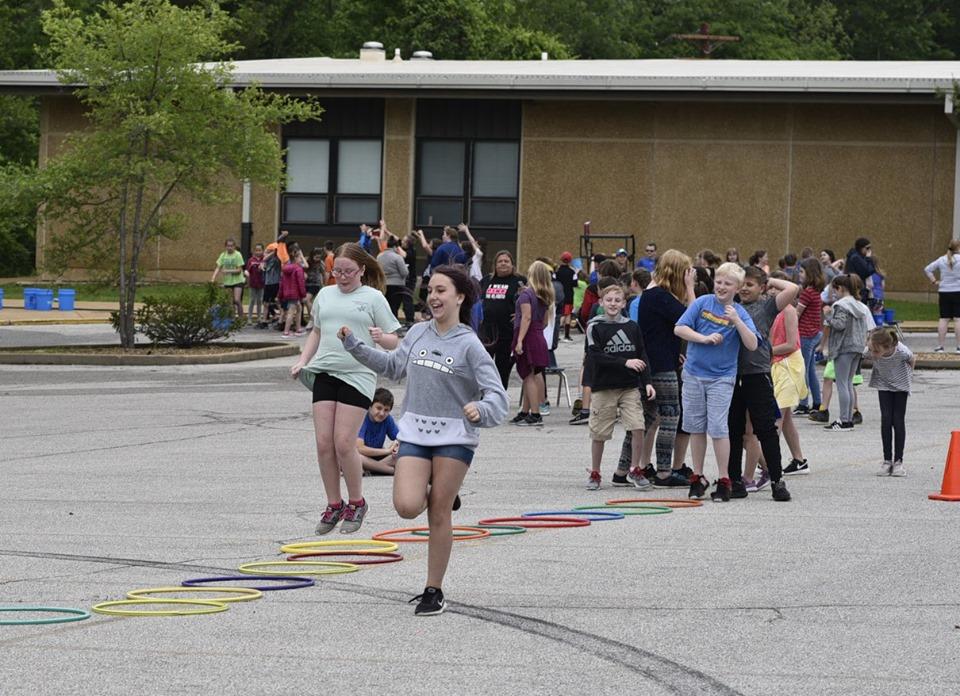 CSELions's tweet photo. Field Day 2019!
#NWLoveLearnLead #MinutesMatter #CSELions https://t.co/VXICQP0KBe