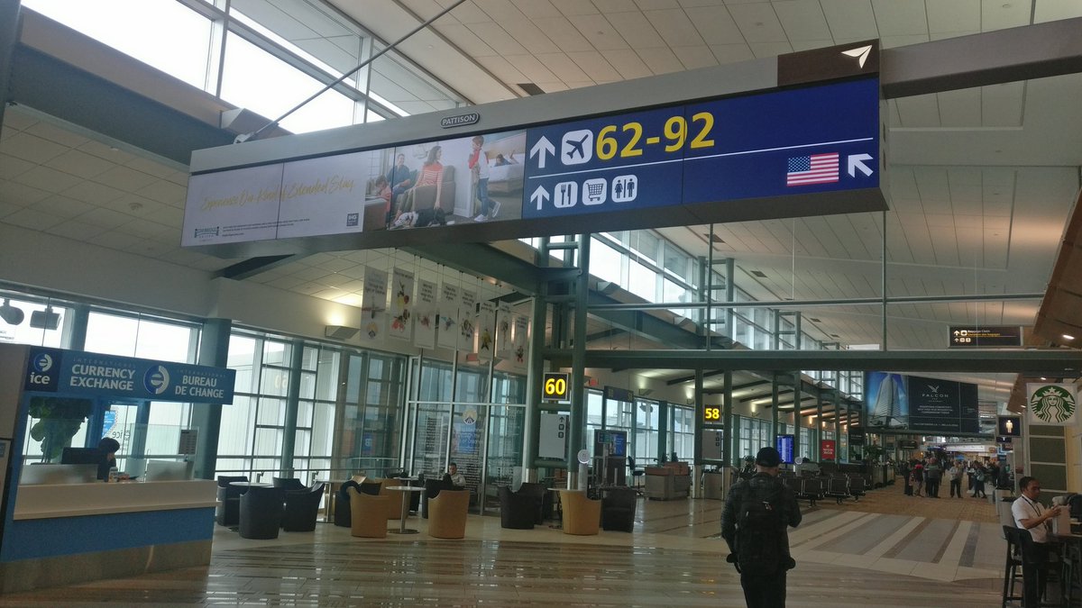 davidYYJ's tweet image. @FlyEIA this way finding sign is wrong.  Gates 62 to 92 are behind me, not ahead as the sign shows.   #wayfindingfail