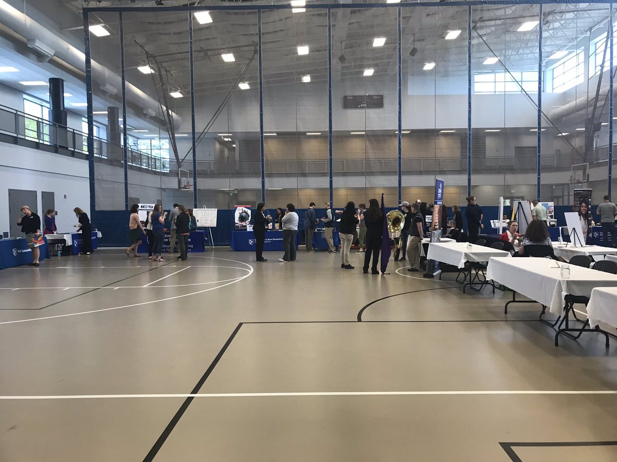 UNH_GradSchool's tweet image. We’re at the #UNH603 Challenge Campus Community Event from 3-4pm. Come say hello! There’s free swag and ice cream! 🍦