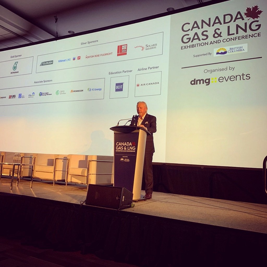 Today, one of our VP’s Doug Stout, had the opportunity to introduce the @CanadaGasLNG  keynote speaker, Bryan Cox, President & CEO of @bclnga. Doug spoke about FortisBC’s commitment to furthering the natural gas & #LNG sectors, both at home & abroad. #CGLNG #CGLNG19