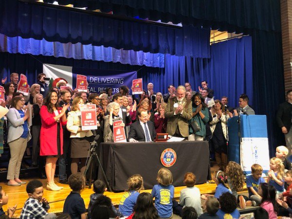 dps_k12's tweet photo. It's official: @jaredpolis has signed free, full-day kindergarten into law! If your child is attending kindergarten in DPS beginning in 2019-20, you will not be charged tuition. Learn more: https://t.co/rKktrmGXSS https://t.co/rw8x1dxeXL