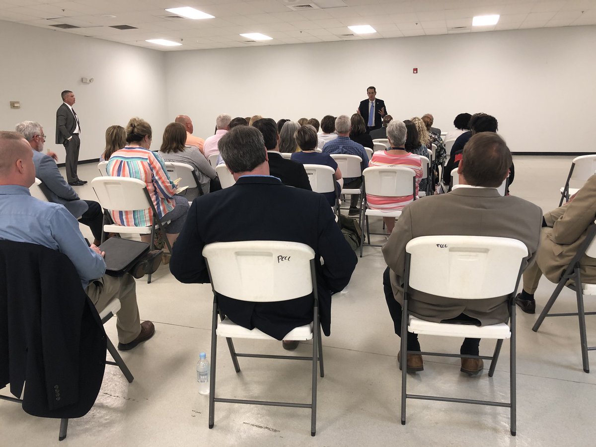 JeffMcCordTN's tweet photo. We had a great town hall meeting in Perry County. It’s so important to go into a community and listen to the people. They know firsthand what changes need to take place in order to prosper. https://t.co/SihMP3GJS4